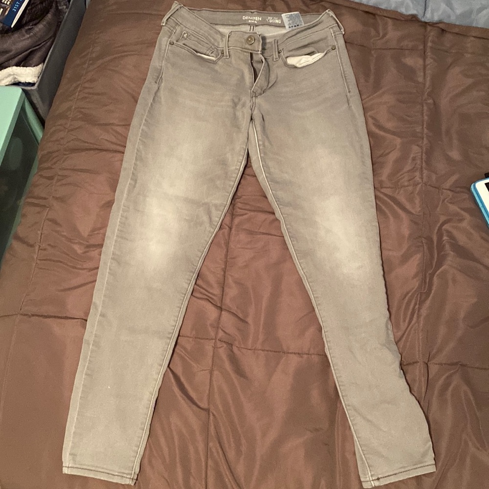 Light grey jeans